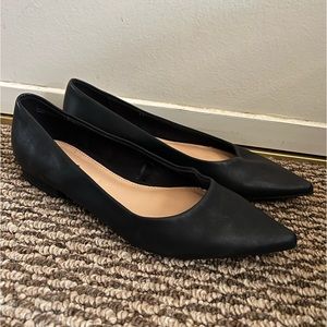 Express Pointed Black Flats - 7